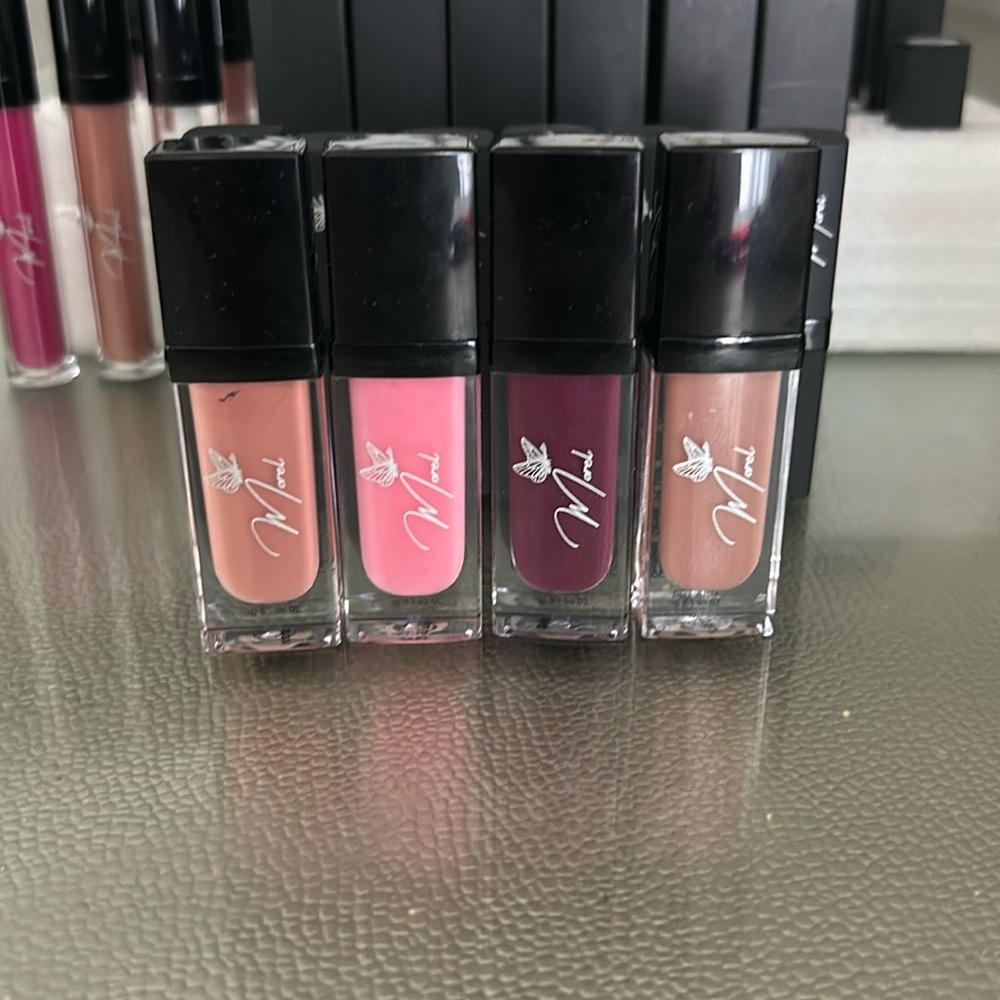 Small Liquid Matte & Lipgloss